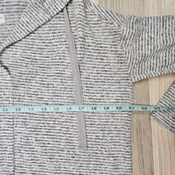 Lou & Grey Loft Womens White Gray Stripe Hooded Oversized Sweater High Low XS - Picture 4 of 7